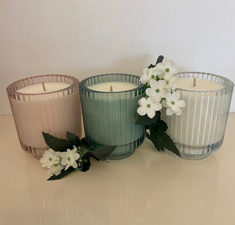 Pink ribbed candle