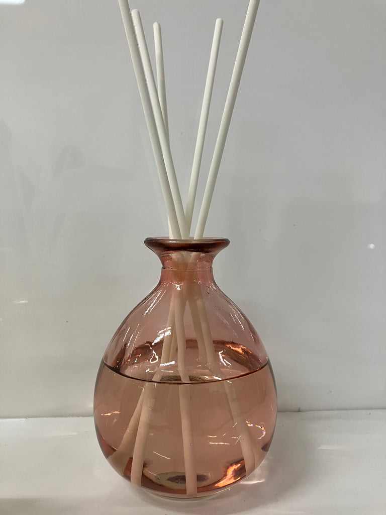 Large pink bud vase diffuser